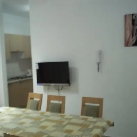 Apartment Ivancica 2 *