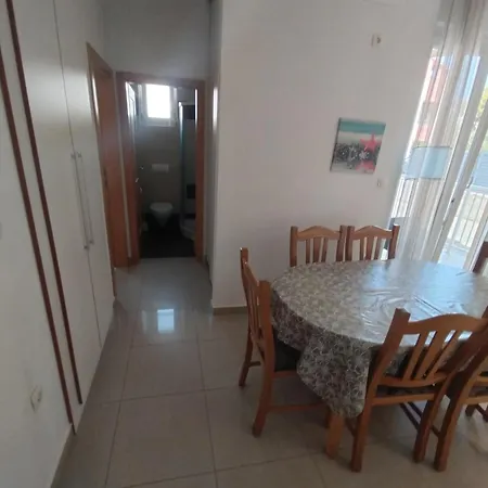 Apartment Ivancica 2 *