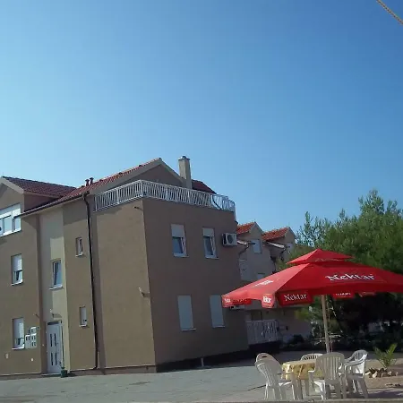 Ivancica 2 * Vodice