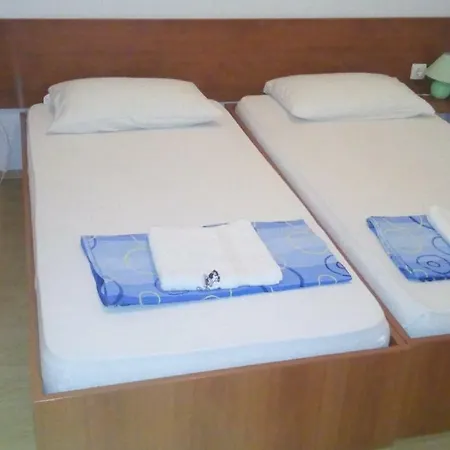 Ivancica 2 * Vodice