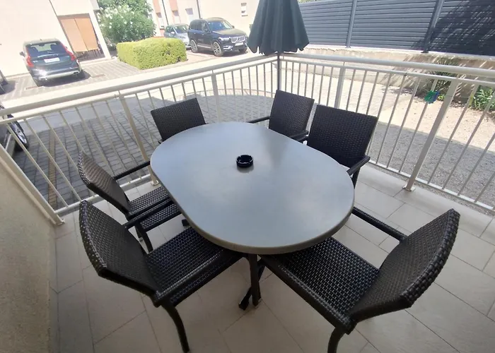 Apartman Ivancica 2 *